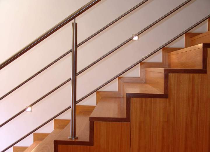 Rampe d'escalier sur mesure Montréal